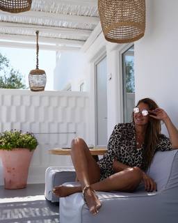 Vicky Koulianou feet photo 3