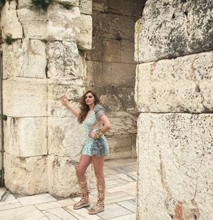 Vicky Koulianou feet photo 16