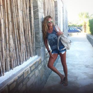 Vicky Koulianou feet photo 18