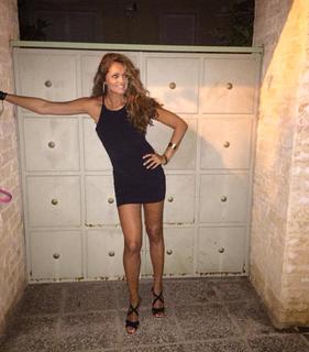 Vicky Koulianou feet photo 1