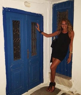 Vicky Koulianou feet photo 20