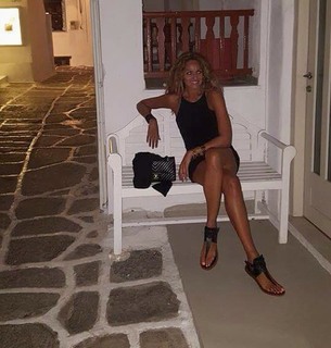 Vicky Koulianou feet photo 19