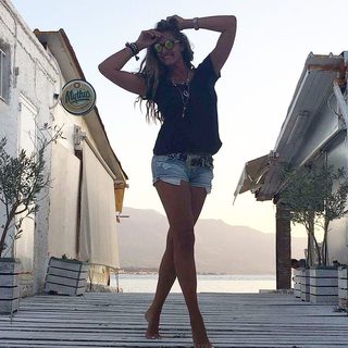 Vicky Koulianou feet photo 16