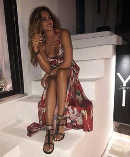 Vicky Koulianou feet photo 8