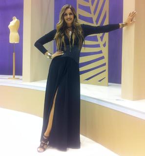 Vicky Koulianou feet photo 17
