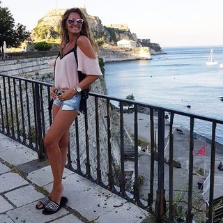 Vicky Koulianou feet photo 15