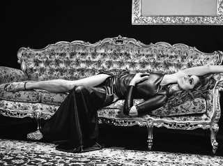 Vicky Koulianou feet photo 12