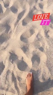 Vicky Koulianou feet photo 16