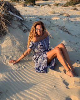 Vicky Koulianou feet photo 9