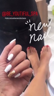 Vicky Koulianou feet photo 7