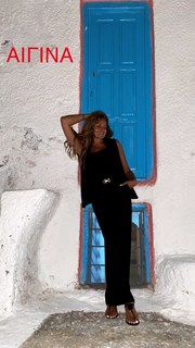 Vicky Koulianou feet photo 3