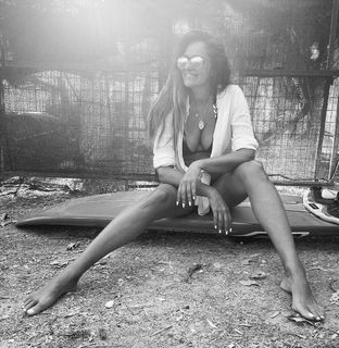 Vicky Koulianou feet photo 8