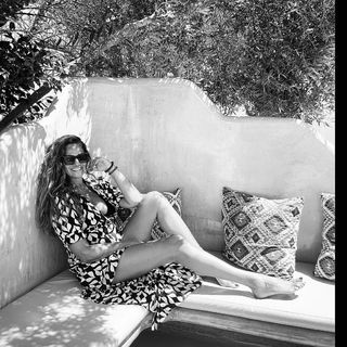 Vicky Koulianou feet photo 5