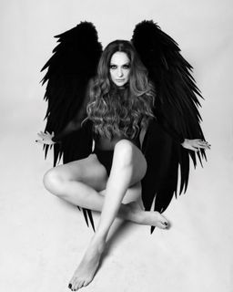 Vicky Koulianou feet photo 2