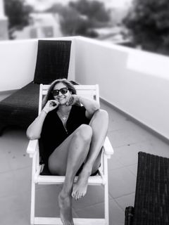 Vicky Koulianou feet photo 11