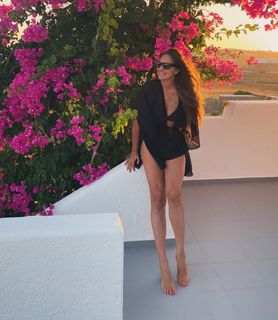 Vicky Koulianou feet photo 9
