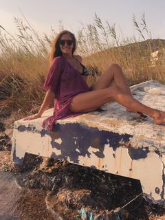 Vicky Koulianou feet photo 3