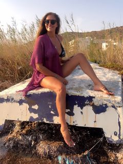 Vicky Koulianou feet photo 2