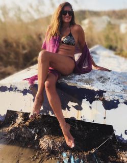 Vicky Koulianou feet photo 1