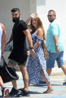 Vicky Pattison feet photo thumbnail