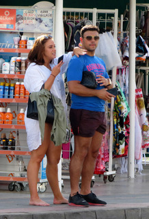 Vicky Pattison feet photo thumbnail