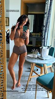 Vicky Pattison feet photo 1