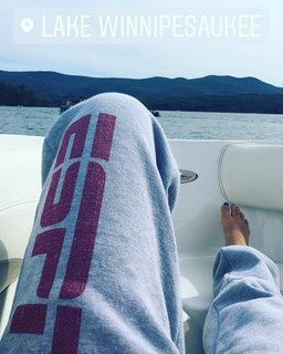 Victoria Arlen feet photo 2
