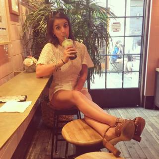 Victoria Arlen feet photo 7