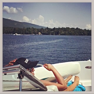 Victoria Arlen feet photo 5