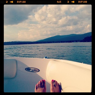 Victoria Arlen feet photo 2
