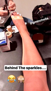Victoria Arlen feet photo 1