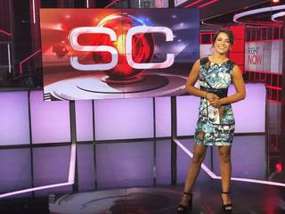 Victoria Arlen feet photo 9