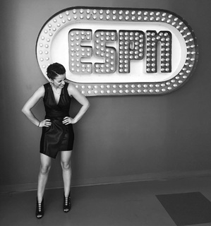 Victoria Arlen feet photo 1