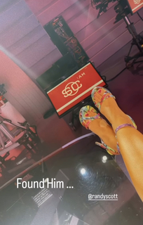 Victoria Arlen feet photo 5