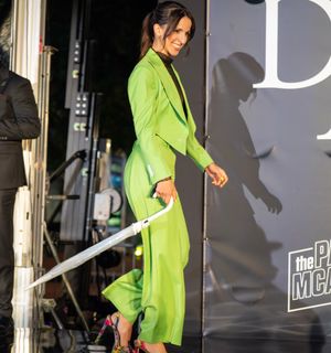 Victoria Arlen feet photo 1