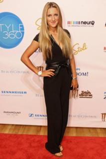 Victoria Azarenka feet photo thumbnail