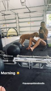 Victoria Azarenka feet photo thumbnail
