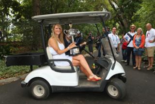 Victoria Azarenka feet photo thumbnail