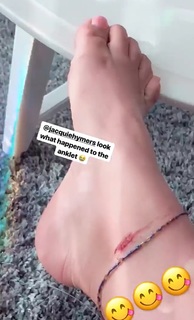 Victoria Baldesarra feet photo 15