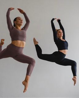 Victoria Baldesarra feet photo 1