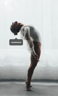 Victoria Baldesarra feet photo 17
