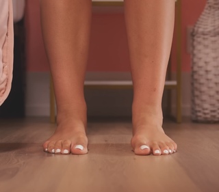 Victoria Baldesarra feet photo 5
