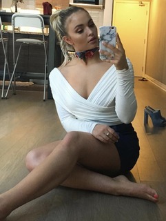 Victoria Baldesarra feet photo 6