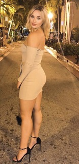Victoria Baldesarra feet photo 1