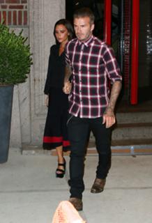 Victoria Beckham feet photo thumbnail