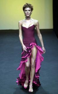Victoria Beckham feet photo thumbnail