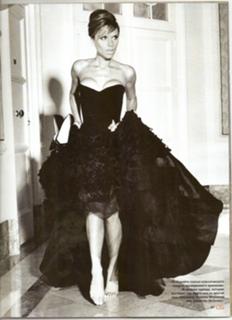 Victoria Beckham feet photo thumbnail