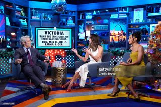 Victoria Beckham feet photo 20