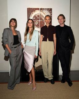 Victoria Beckham feet photo 6