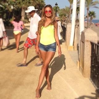 Victoria Bonya feet photo thumbnail